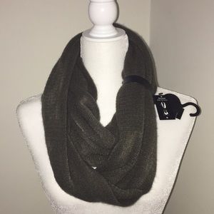 NWT Infinity/snood scarf
